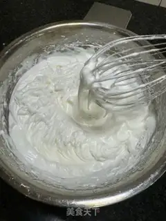 Make Olio hugs the roll step 6