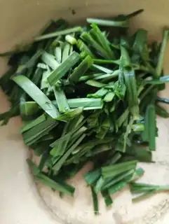 Make Bean sprouts with yellow rice cake step 2