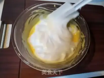 Make Cake without oil step 6