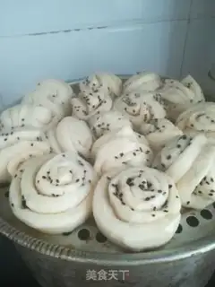 Make Black sesame roll step 5