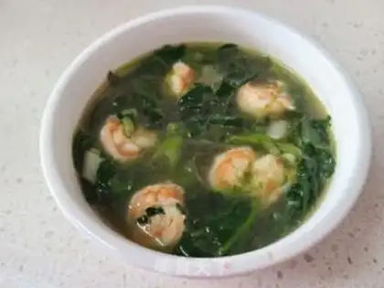 Make Shrimp spinach soup step 7