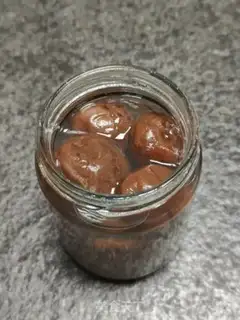 Make Acrylic plum fruit step 2