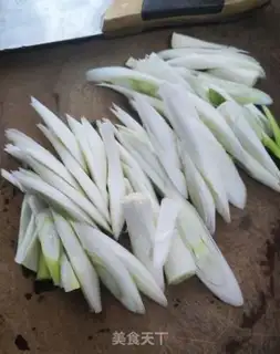 Make Onion fried lamb step 4