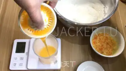 Make Orange cream scon step 3