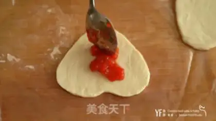 Make Hearts of strawberry pie step 2