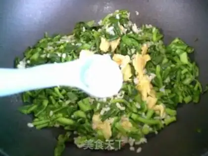 Make Eggs and rice, oil and vegetables step 7
