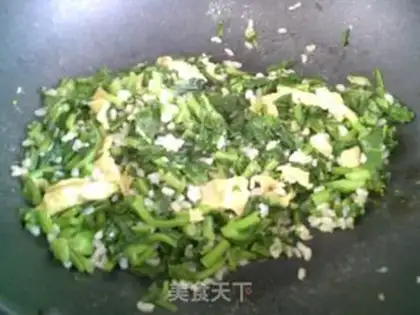 Make Eggs and rice, oil and vegetables step 8