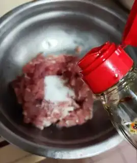 Make Onion fried meat step 3