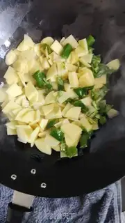 Make Pyramid chips step 3