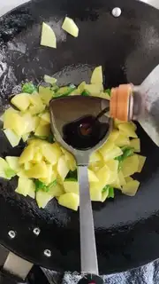 Make Pyramid chips step 4