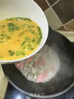 Make Fried eggs step 3