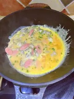 Make Fried eggs step 4