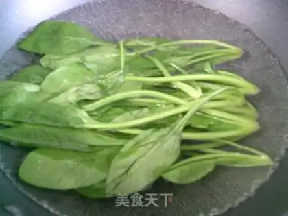 Make Spinach baked eggs step 1