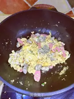 Make Fried eggs step 5