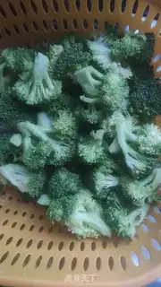 Make Clear the blue flowers step 0