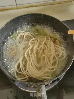 Make Flour noodles step 4