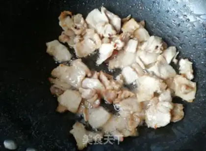 Make Abalone pepper fried meat step 4