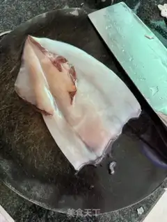 Make A purple squid cake step 1