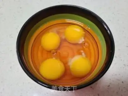 Make Scrambled eggs step 3