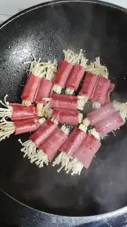 Make Bacon pins and mushrooms step 3