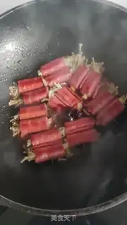 Make Bacon pins and mushrooms step 4
