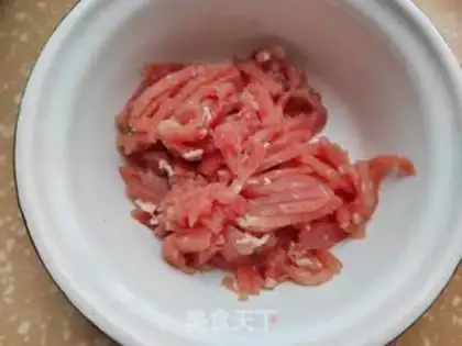 Make Cream pepper garlic moss fried meat step 0
