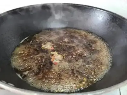 Make Five spicy tea eggs step 3
