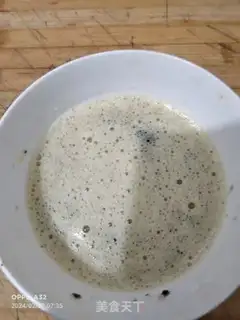 Make walnut lumber steamed eggs step 3