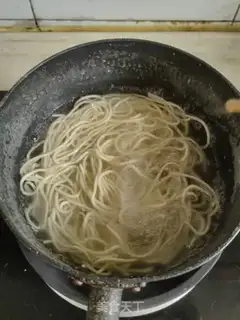 Make Bean sprouts step 0
