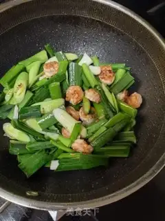 Make Garlic shrimp step 5