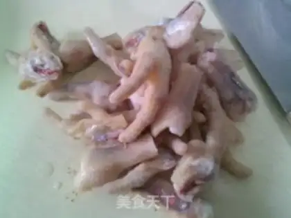 Make Chicken claws on the head step 1