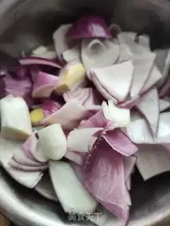 Make Potato onion chicken step 2
