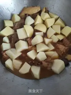Make Potato onion chicken step 5