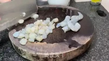 Make Crayfish rice step 0