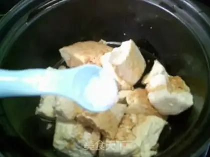 Make Seafood mushrooms, red intestines, tofu step 7