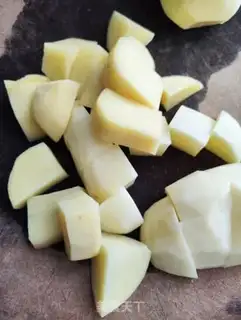 Make Tomato potatoes soup step 2