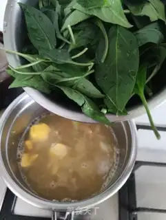 Make Chili-leaf broth step 4