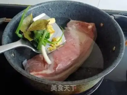 Make Homemade plum-cup meat step 2