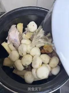 Make Horseshoe and sugar cane step 9