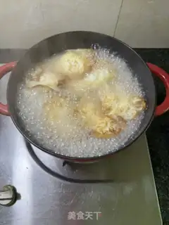 Make Soup of cabbage sea mushrooms step 4