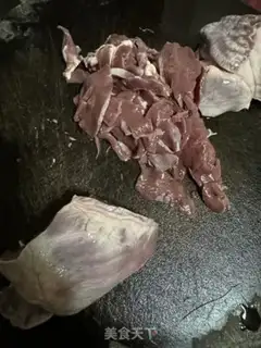 Make Pepper intestine pig heart soup step 5