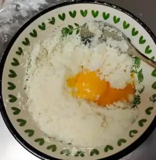 Make Coconut leaf bread step 4