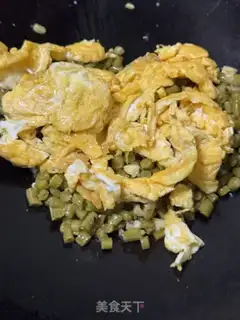 Make Sour-beans fried eggs step 7