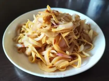 Make A thousand silks onions step 5
