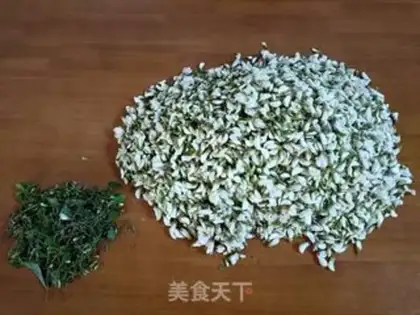 Make A flower dumpling step 0