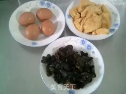 Make Blackwood eggs with oil triangles step 0