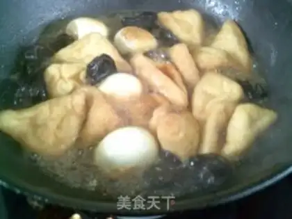 Make Blackwood eggs with oil triangles step 7