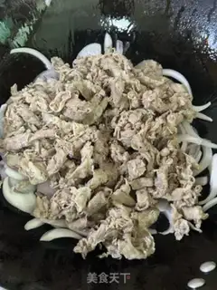 Make Routine lamb rolls step 4