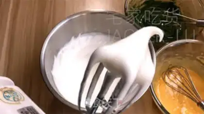 Make Tea marble cake rolls step 5