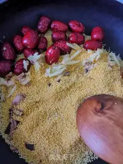Make Ginger date tea step 1